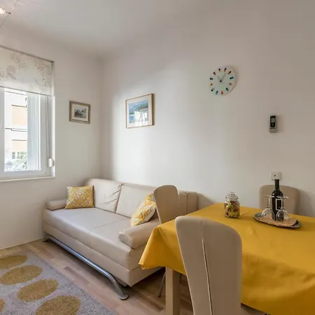 Vito Apartment